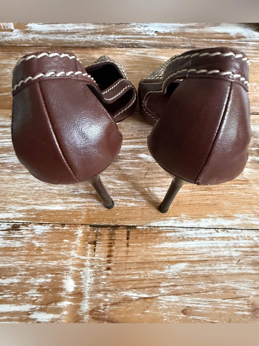 Manolo Blahnik Brown Spotted Canvas & Leather Slingback Pumps 38 - Picture 16 of 16